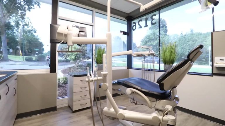 Tratamente Stomatologice Moderne – Tehnologie Avansată și Rezultate Durabile Tratamente Stomatologice Moderne