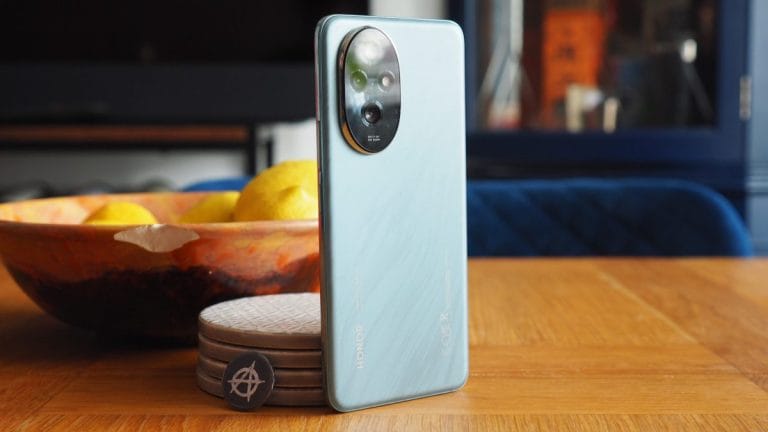 HONOR 200
